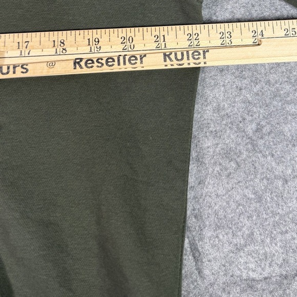 Nike Men's Olive Green Pullover Hoodie Size M Embroidered Swoosh Fleece Sweats - Picture 3 of 7